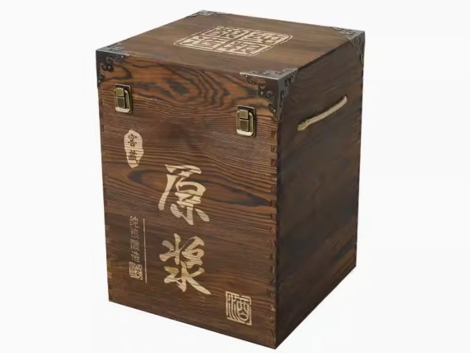 白酒木箱